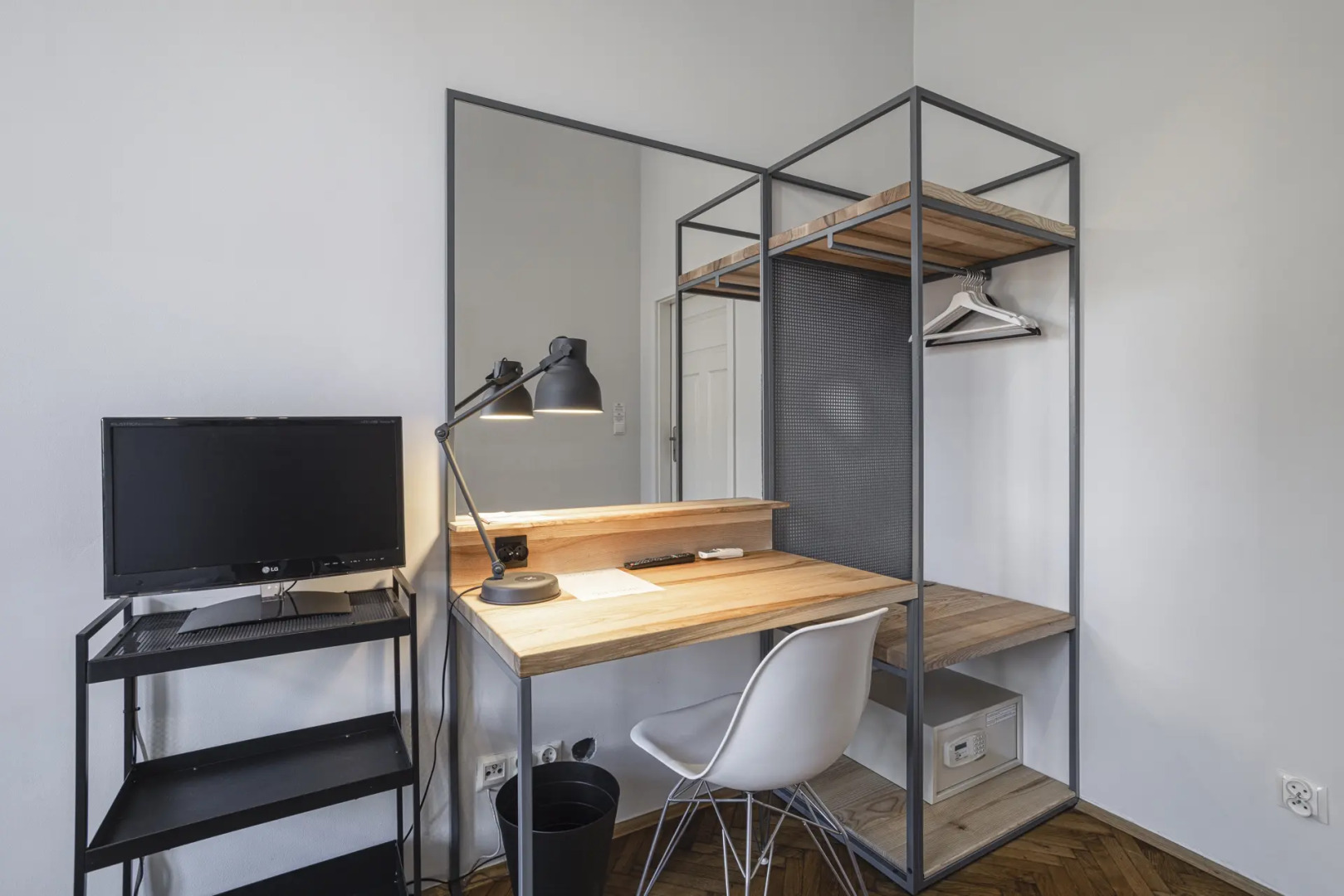 Мини-Отель NOVUMHOUSE - Straszewskiego