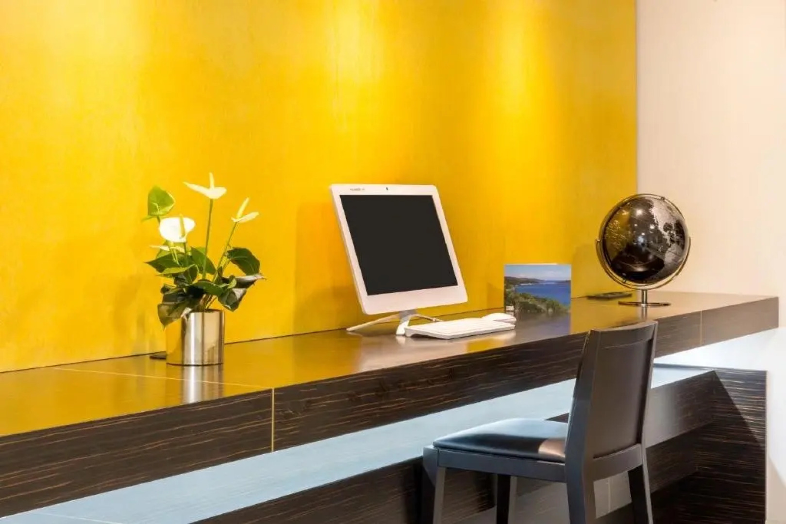 Отель Best Western Journel Antibes