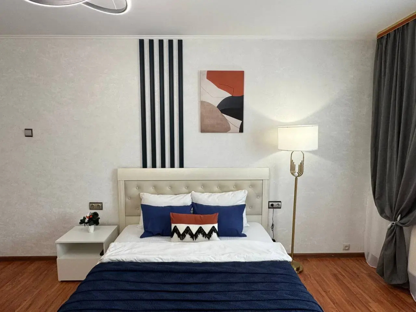 Апартаменты Ассорти, уютные однокомнатные апартаменты на 11 этаже с видом на реку "Обь" Комфорт и чистота Бесконтактный заезд 24/7