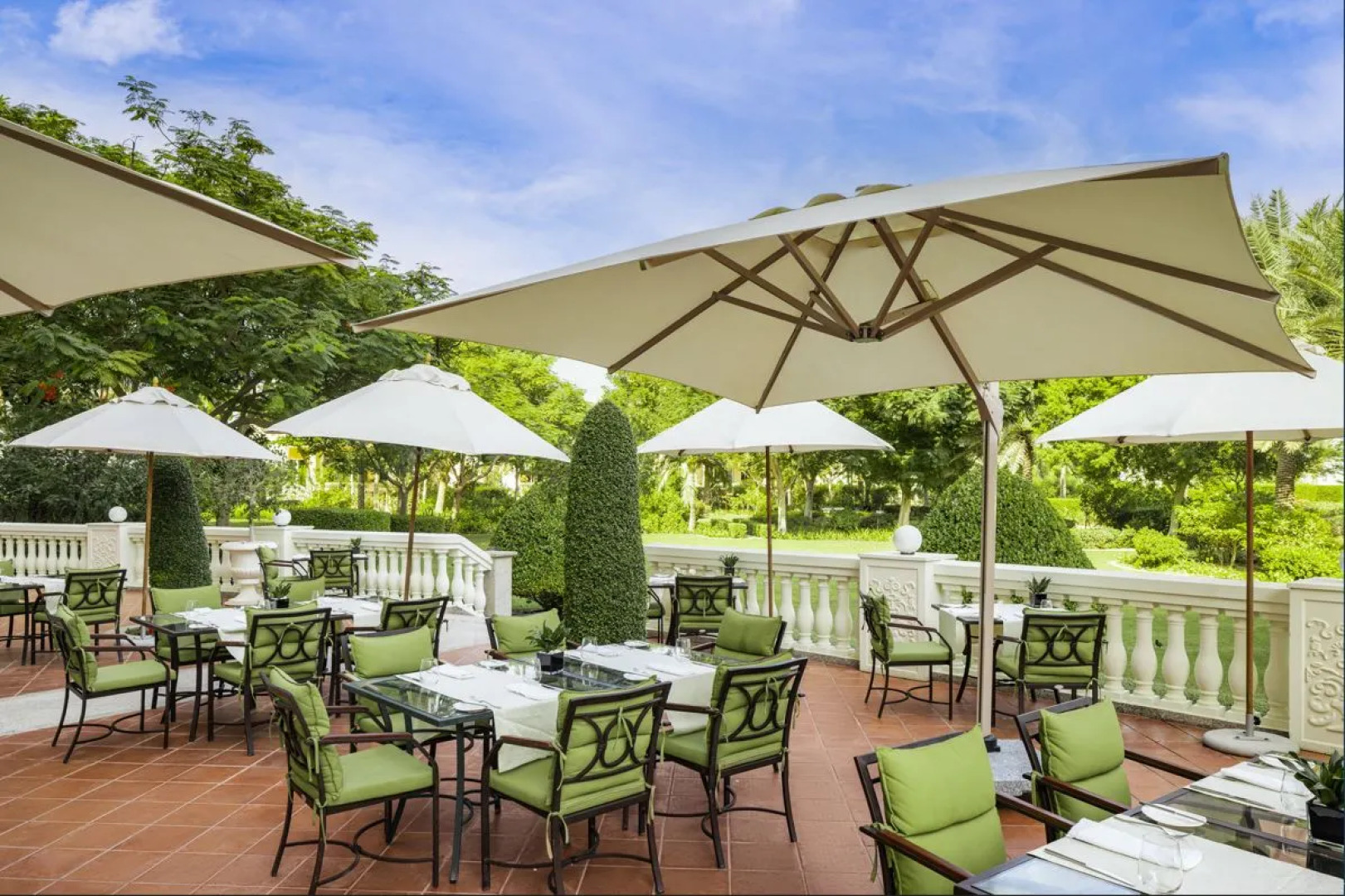 Отель Kempinski Hotel & Residences Palm Jumeirah