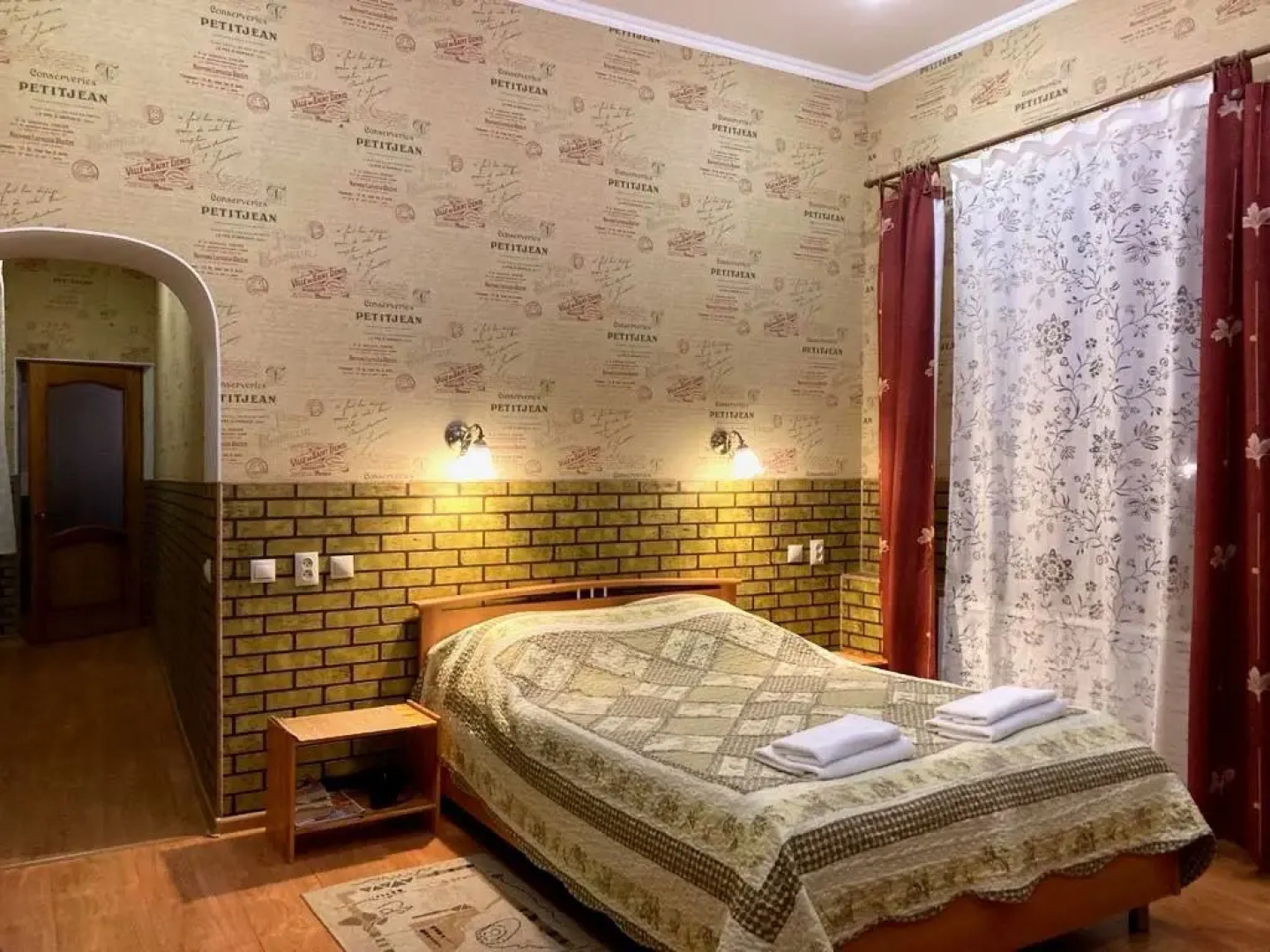 Апартаменты Мира4/1