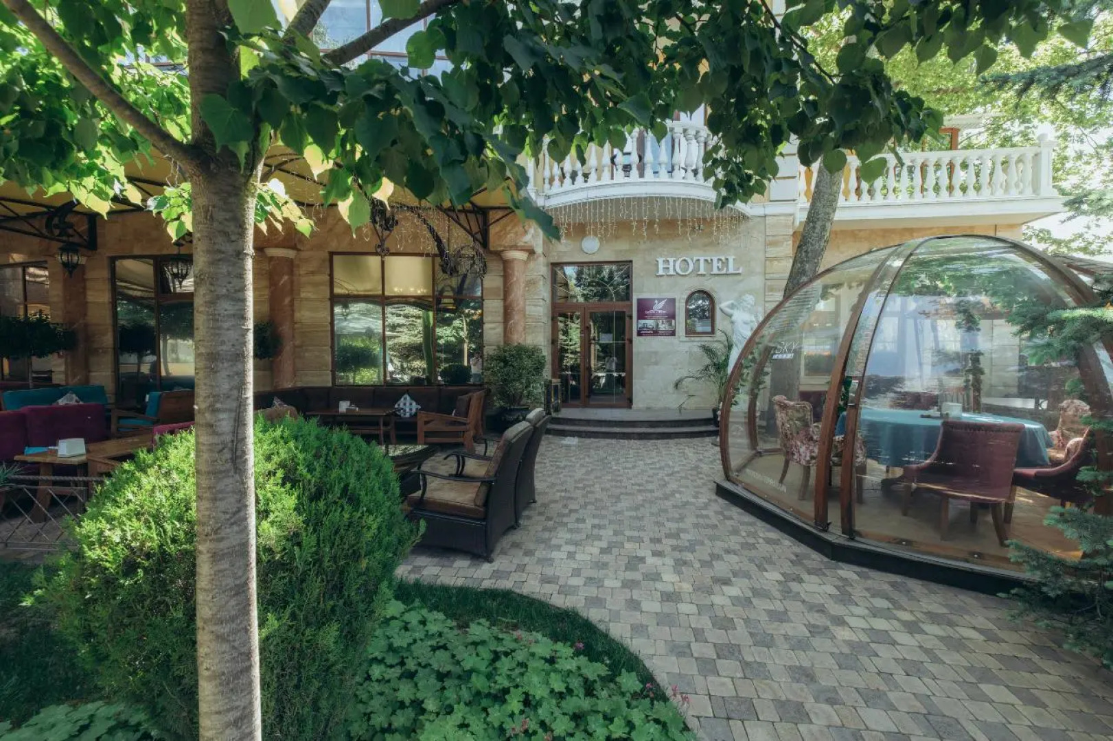 Отель Даяна