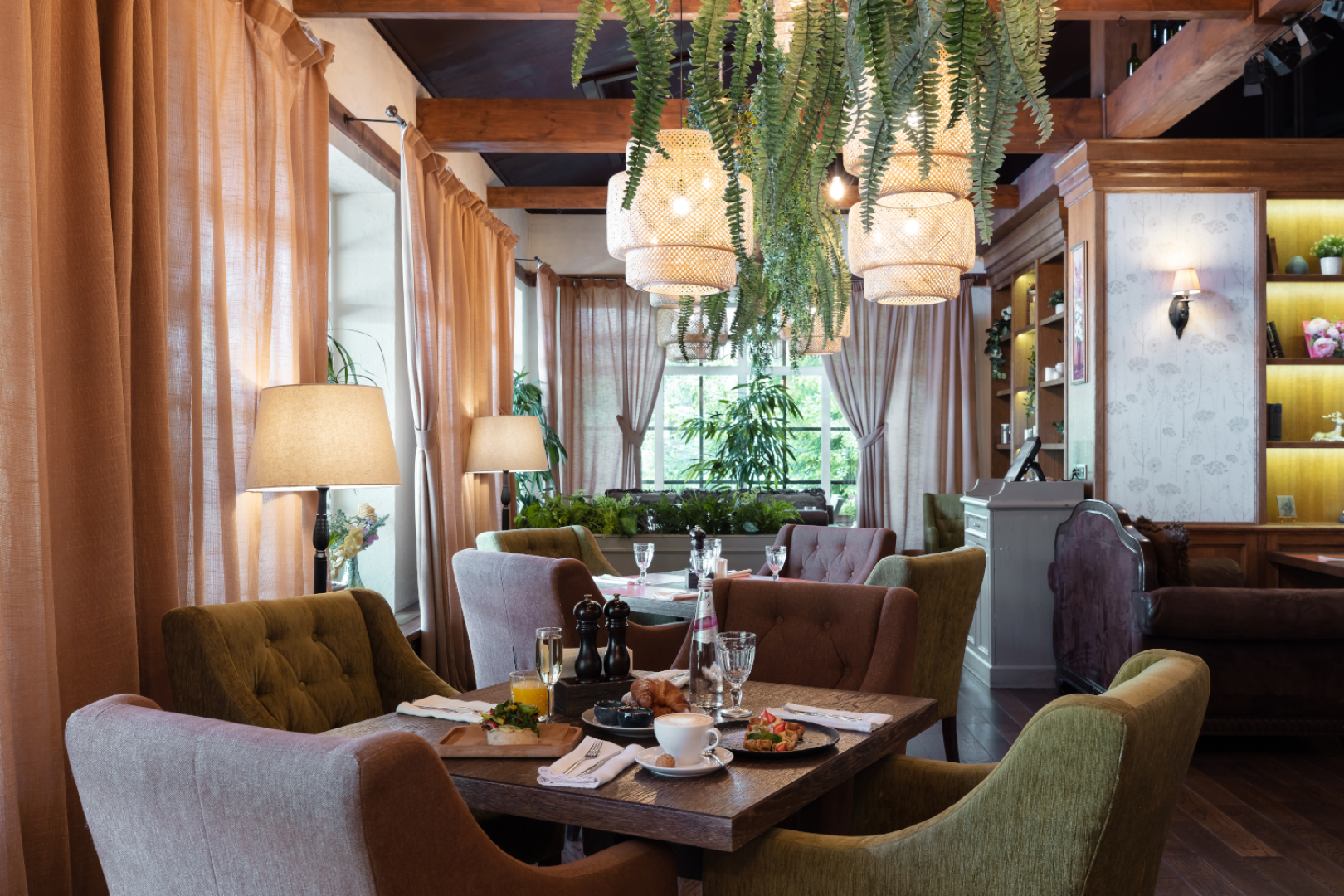 Отель Царство-Королевство