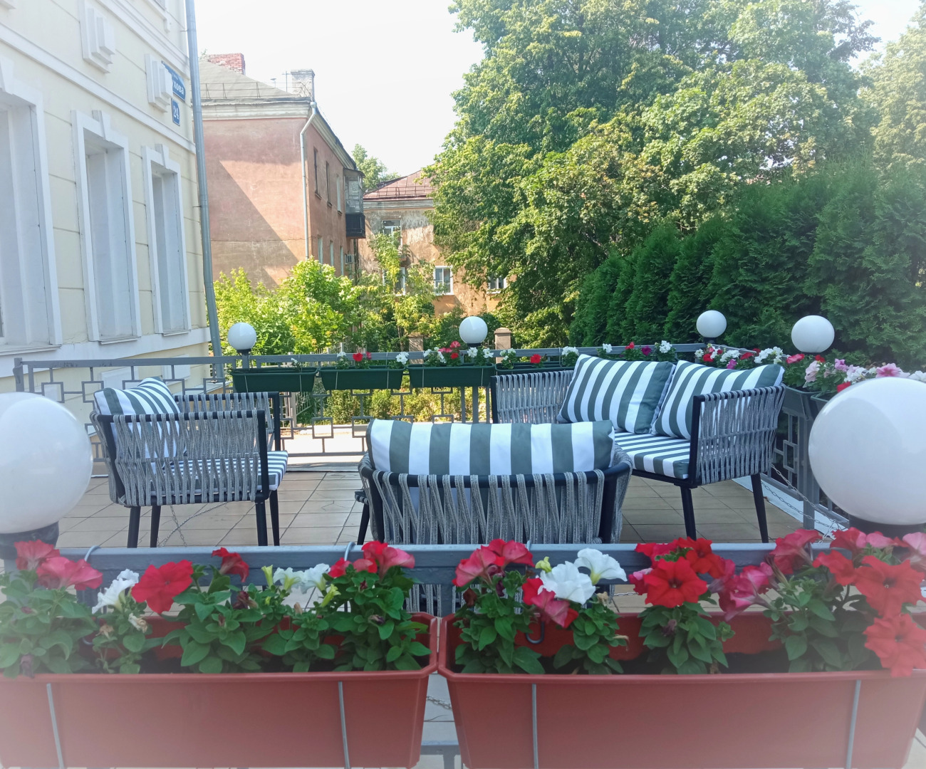 Гостиничный комплекс История