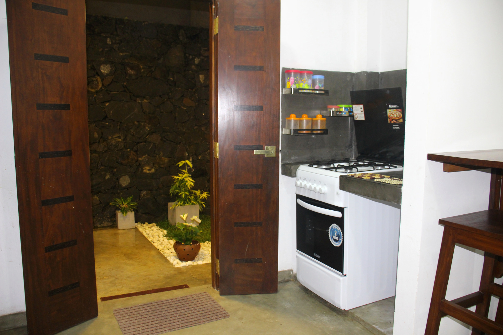 Апартаменты CeylonRay Travels & Holidays