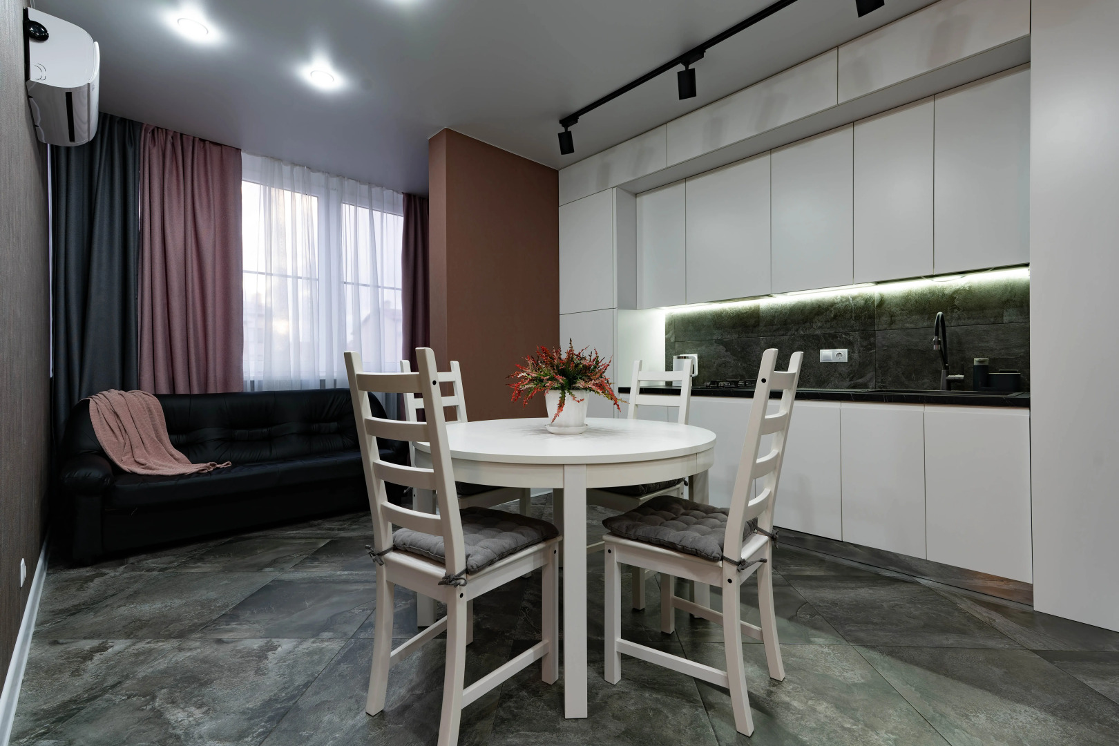 Квартира Летний вечер