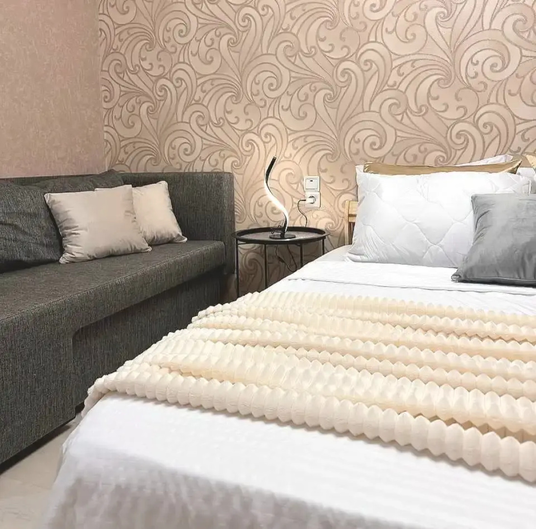 Квартира ЕвроДвушка Аксакова 81/1 на 17 Этаже до 7 Чел