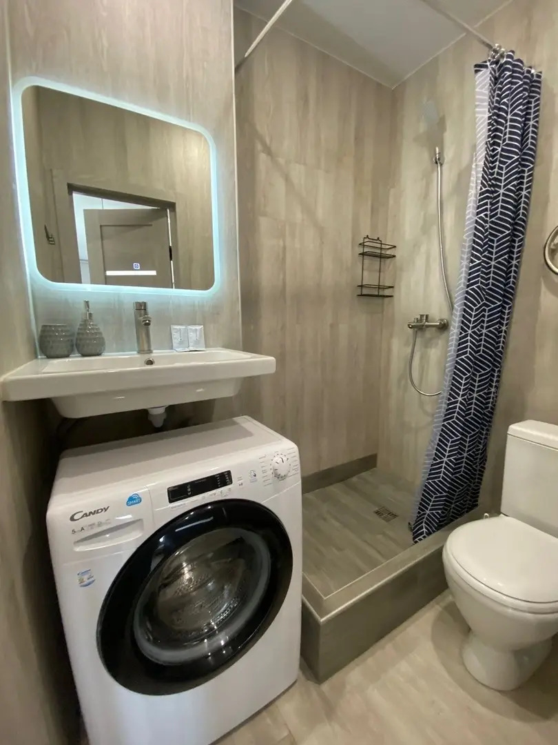 Апартаменты Студия KrasLoft в ЖК Притяжение на двоих