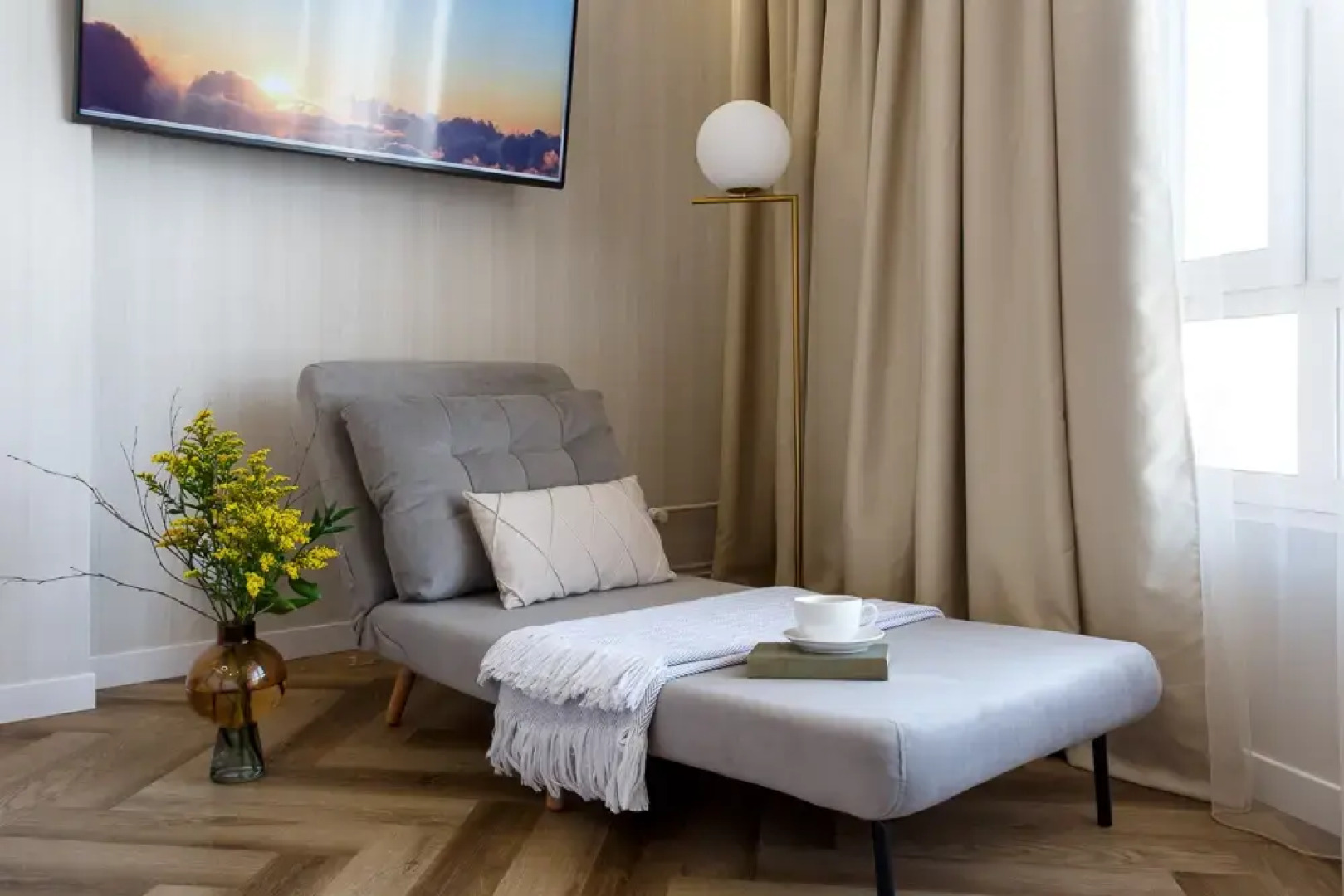 Апартаменты More View - с залипательным видом на реку | Rasco Home