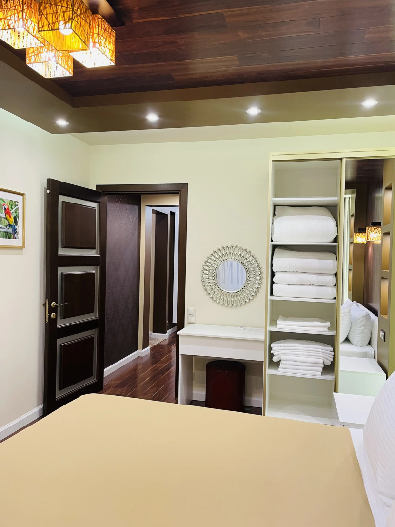 Квартира Уютная в Тихом Центре на Роз 65 10 Минут до Моря