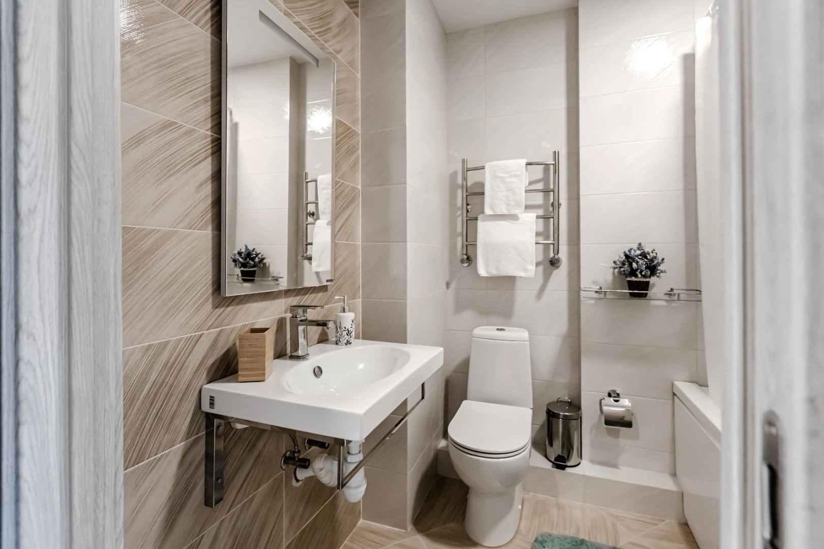 Апартаменты Фиалка от Ирины Савельевой + В курортной зоне + У входа в парк + Рядом Долина роз и Красное солнышко