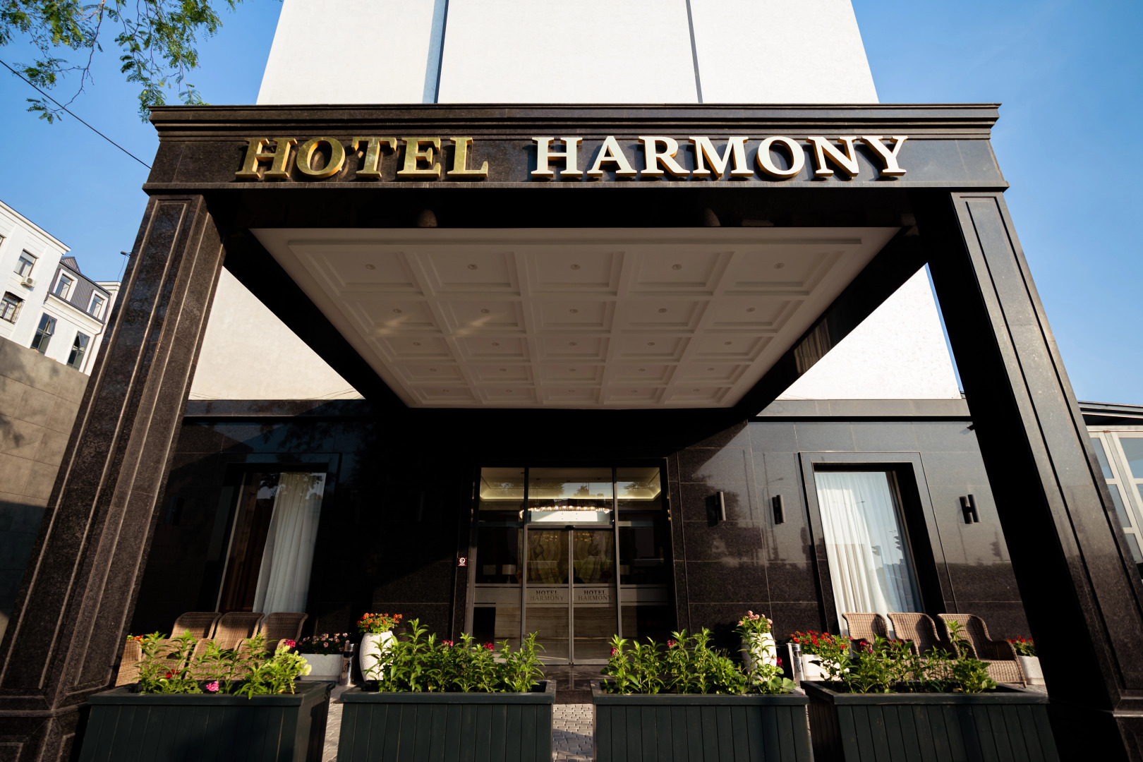 Отель Harmony Luxury
