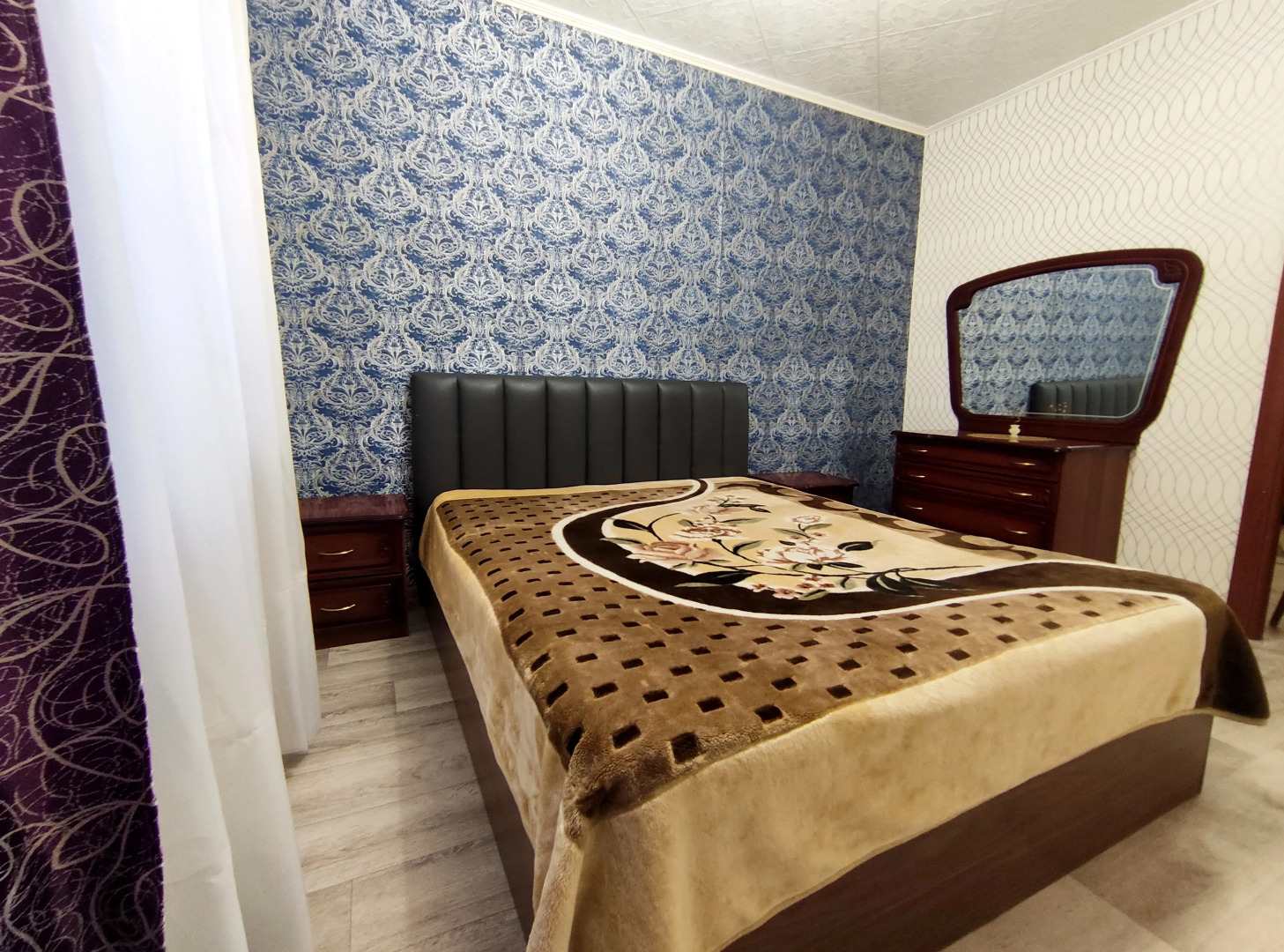 Квартира двухкомнатная рядом с пирамидой Газпрома