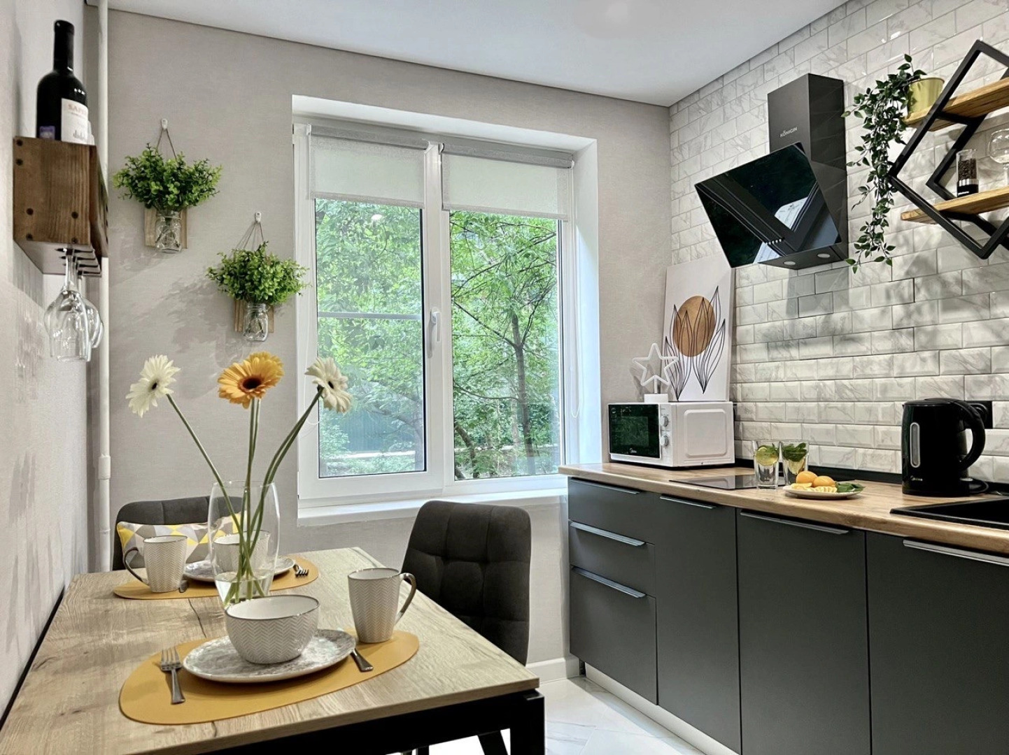 Апартаменты Уральская 4