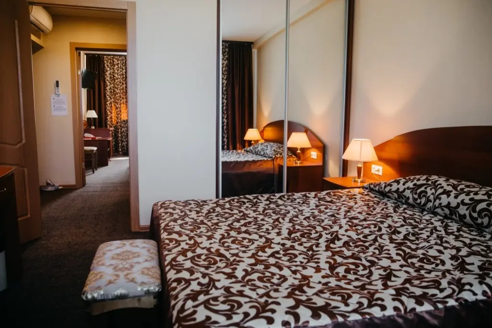 Отель Сусанин Парк