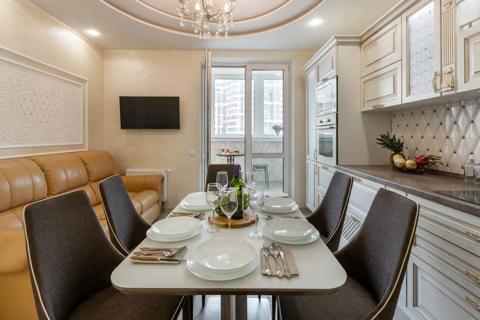 Апартаменты Модерн с просторной кухней