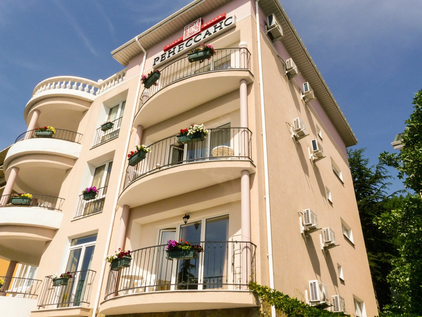 Вилла Ренессанс