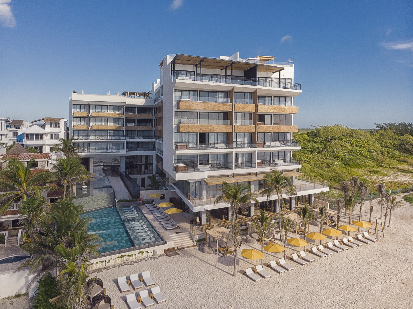 Отель The Fives Oceanfront Puerto Morelos