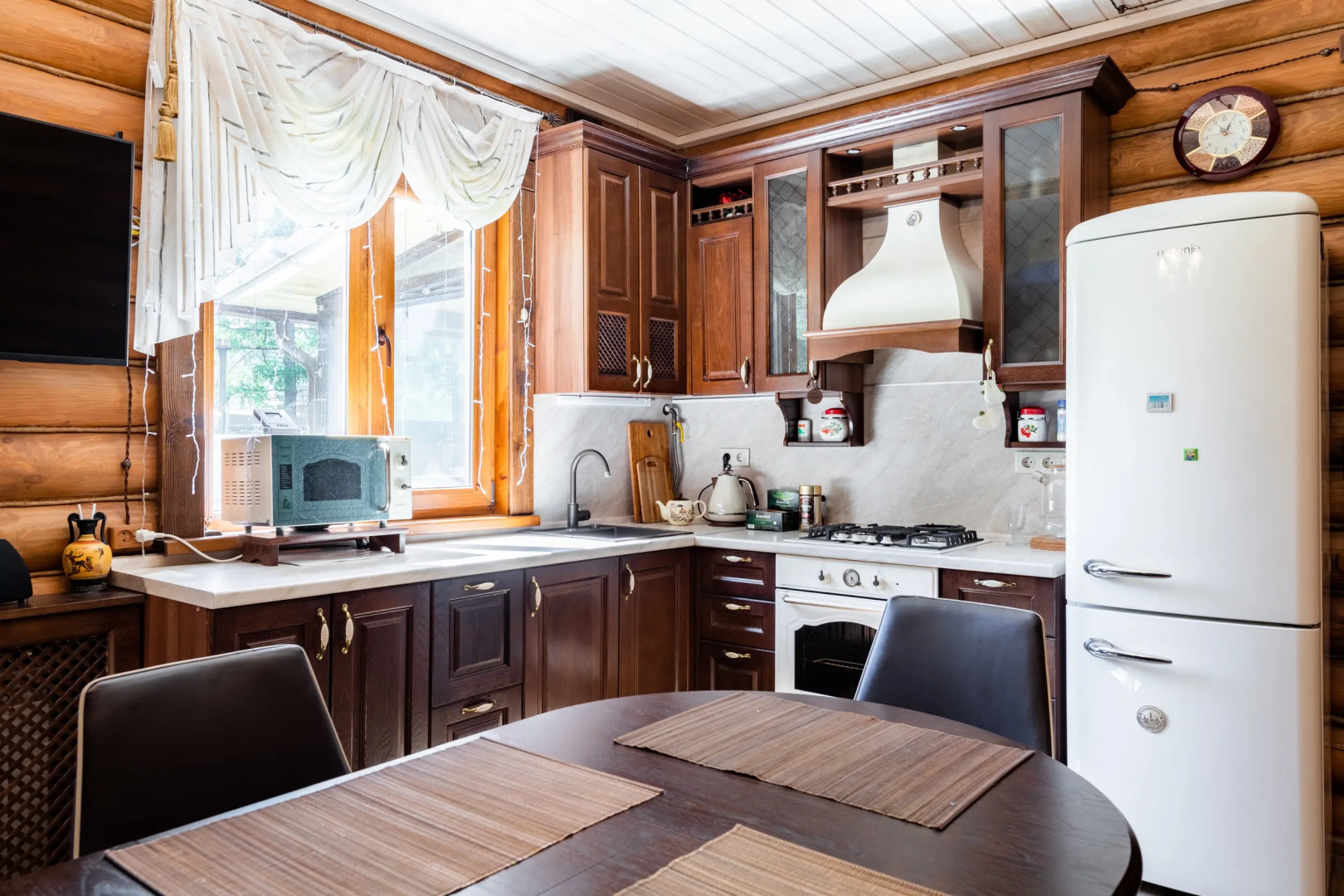 Частный дом Holidayspahouse