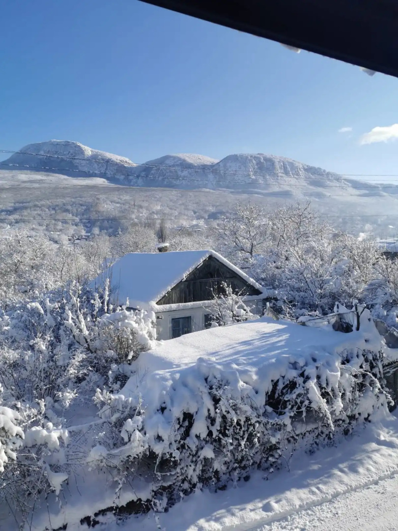 Отель Черная скала