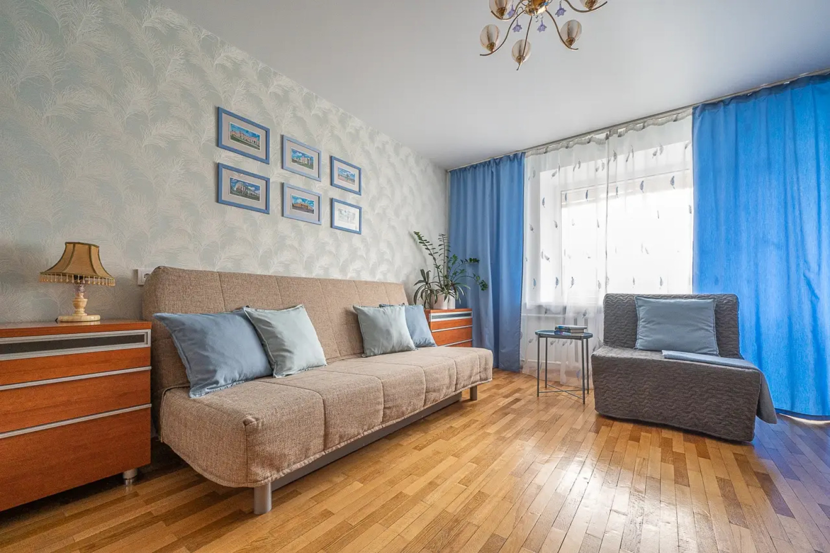 Квартира двухкомнатная Ekb.Studio на Энгельса, 38