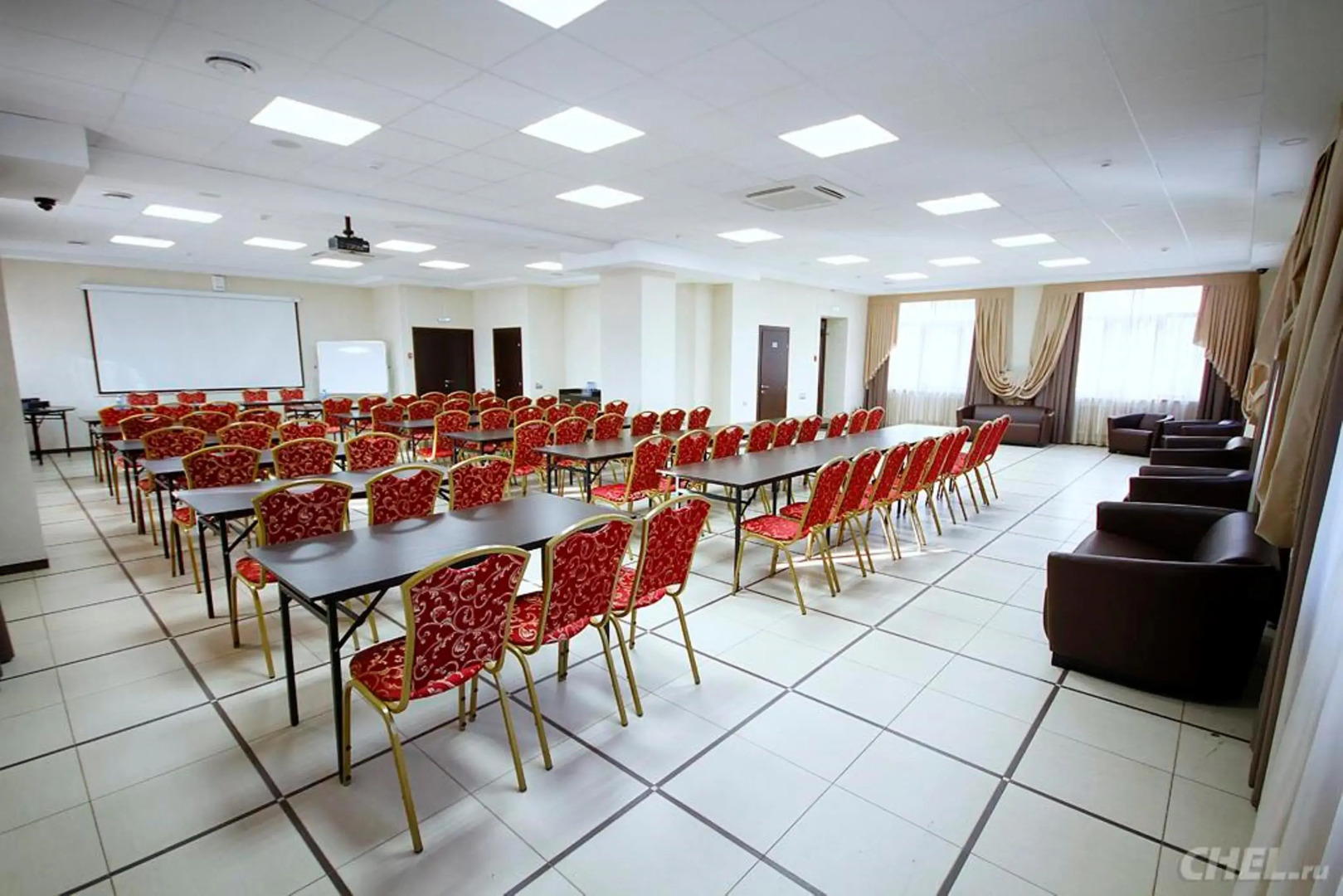 Отель Планета