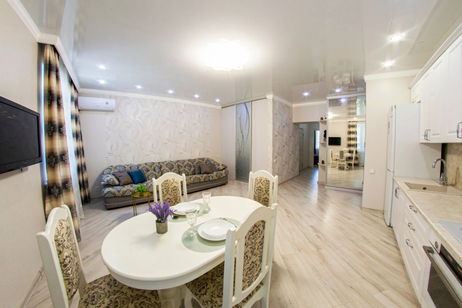 Апартаменты на Красном пути