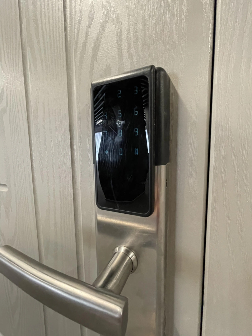 Апартаменты на Навагинской 3