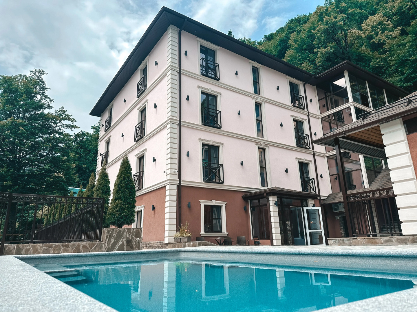 Гостевой дом Тройка