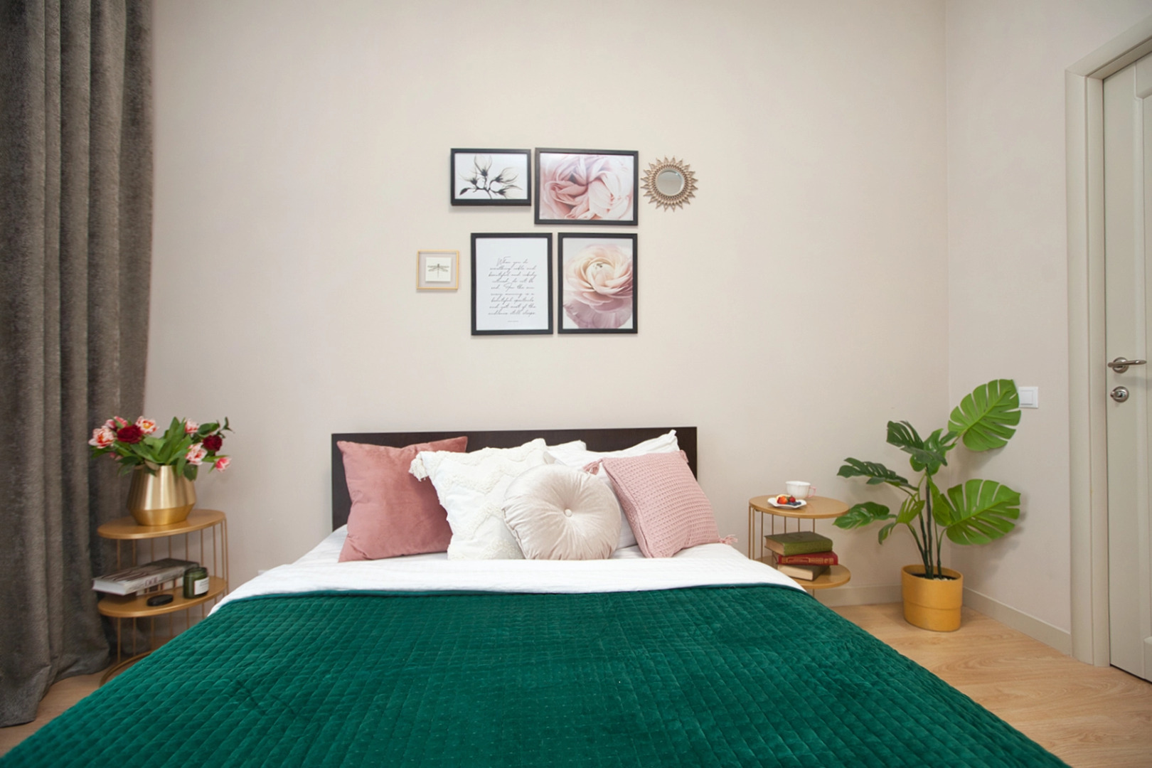 Апаратаменты около НЦ Кулакова