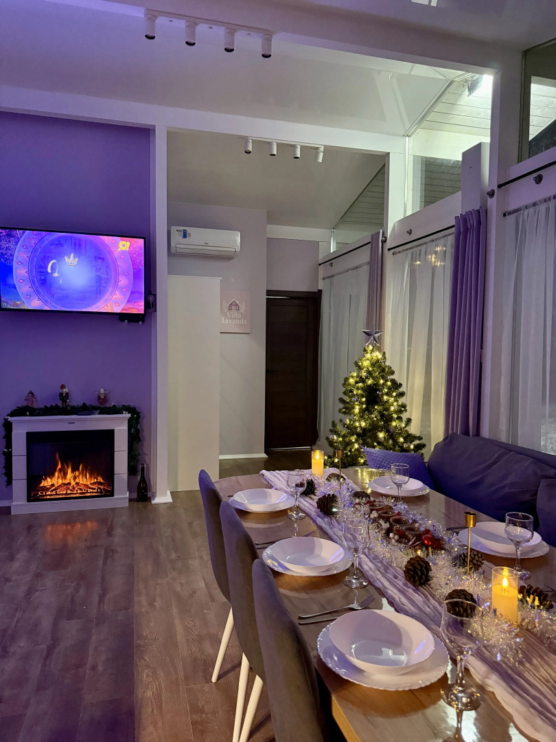 Частный дом Вилла Лаванда с камином у озера