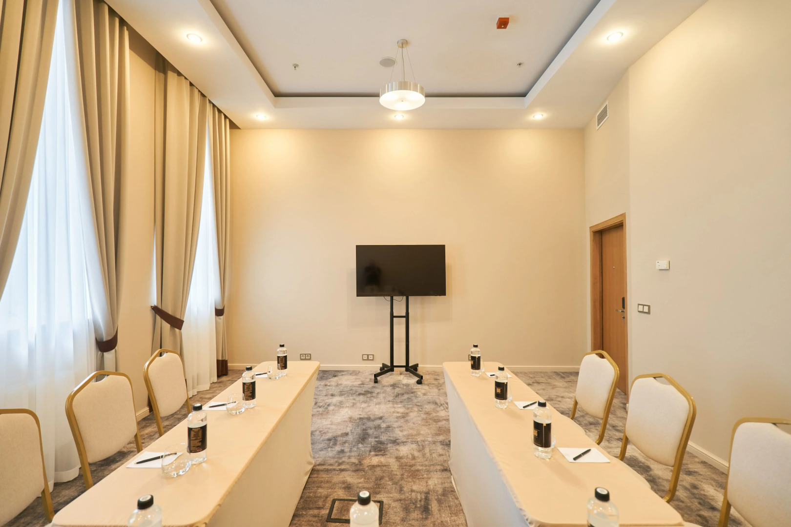 Отель River Palace