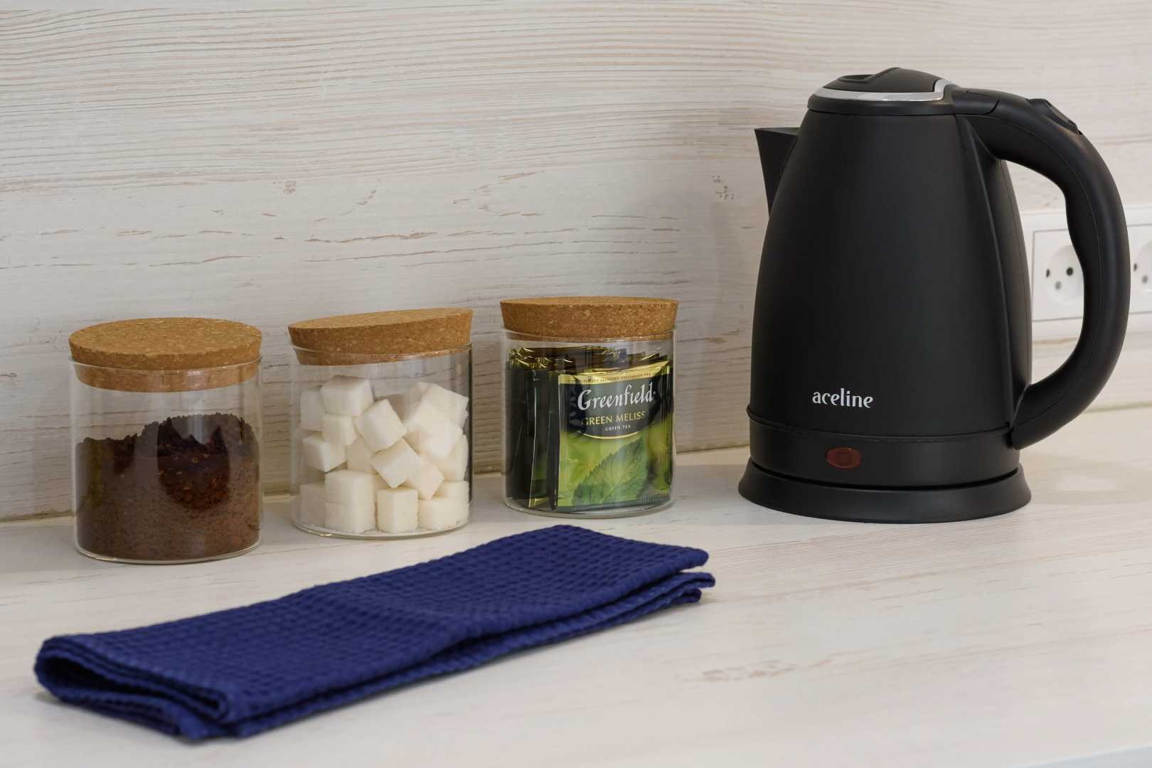 Апартаменты KrasLoft на Взлётной для одного