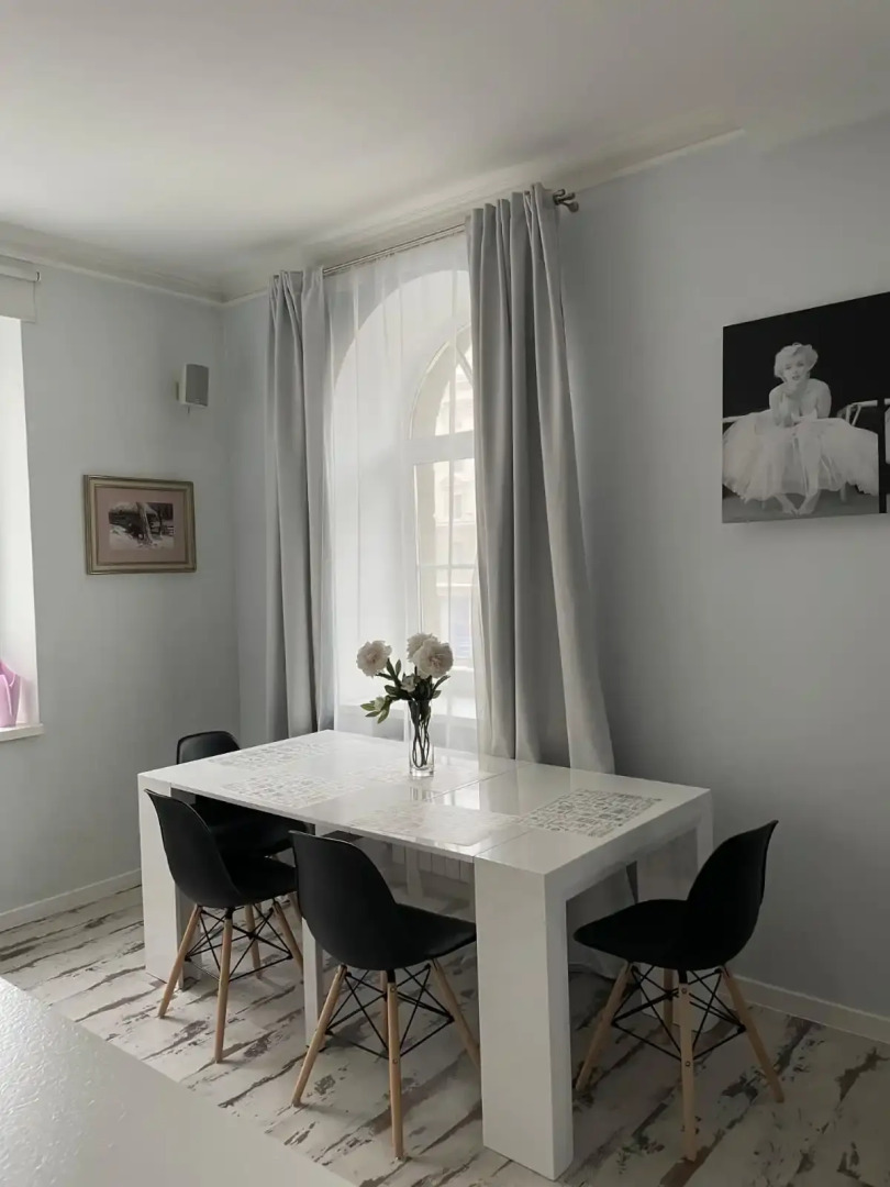 Апартаменты Независимости Проспект 19. Центр.