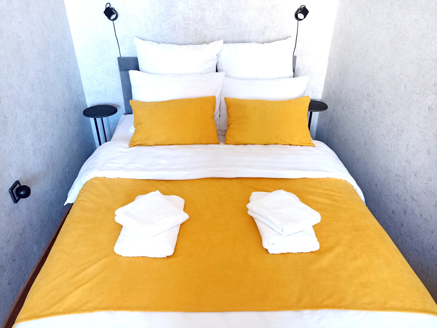 Апартаменты на Неве напротив Смольного