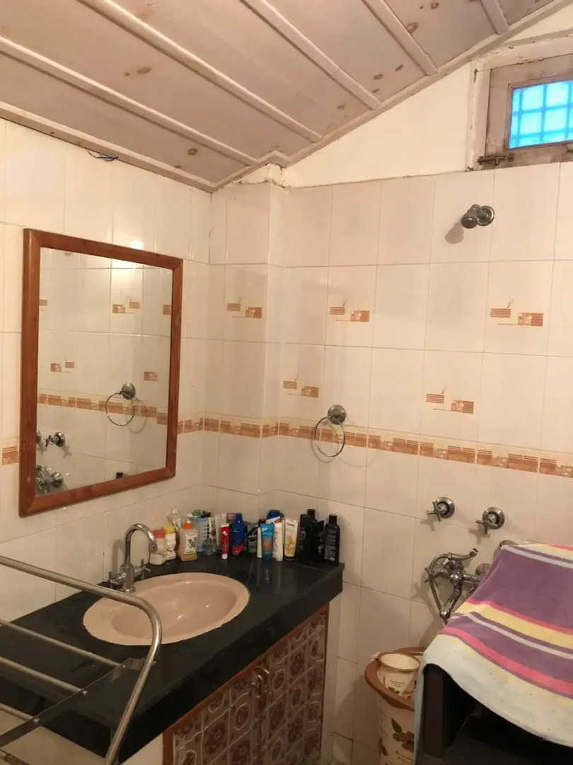 Barda Estate Tirthan Villa	