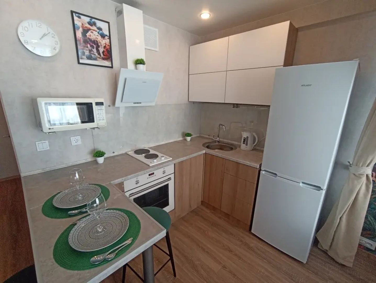 Апартаменты атмосферные с кондиционером в микрорайоне Видный на 13 этаже