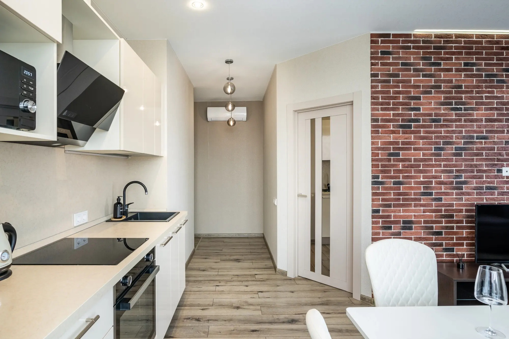 Апартаменты Мореон Просторные Рядом с Бухтой Золотой Рог