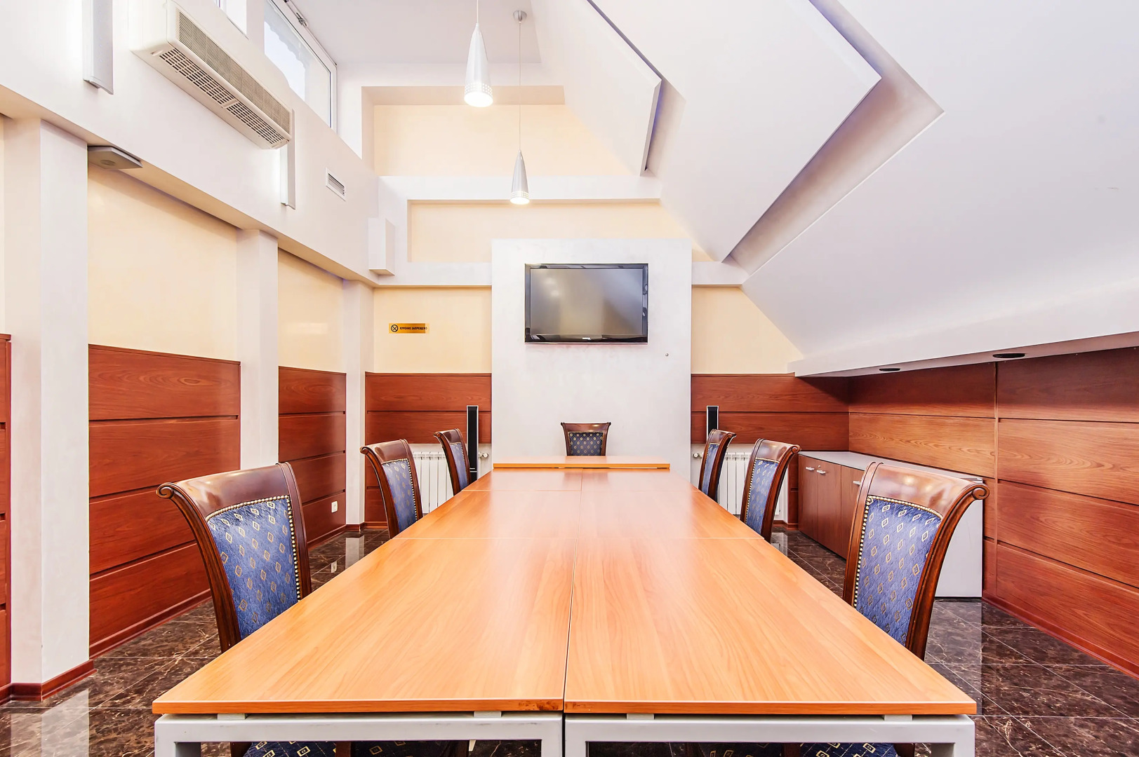 Отель Агора