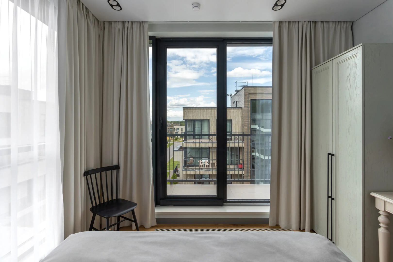 Отель Leon Estate