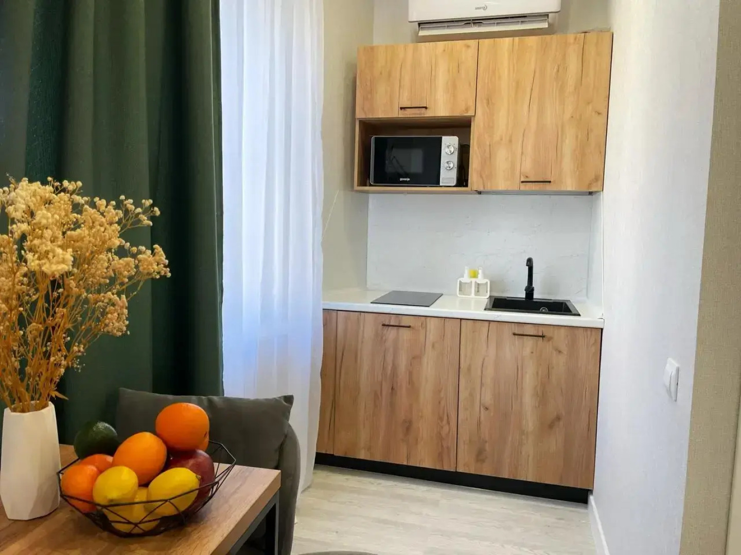 Апартаменты с видом на горы в 3х минутах до моря