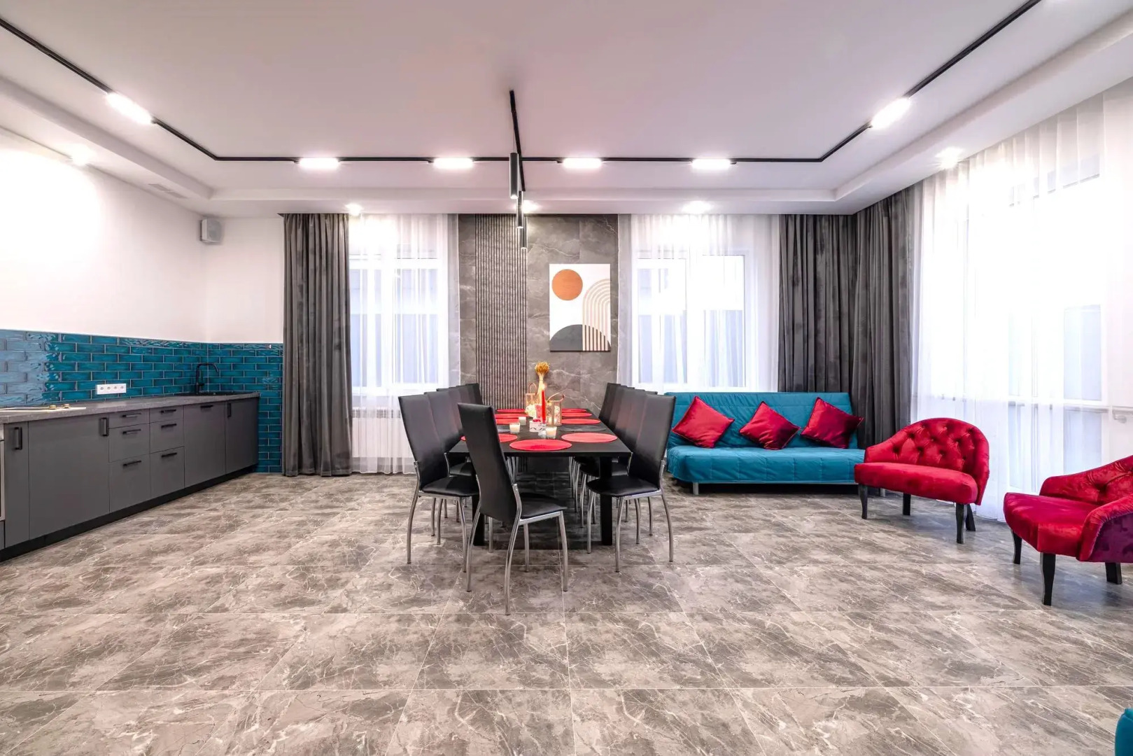 Частный дом Коттеджа с баней и бассейном