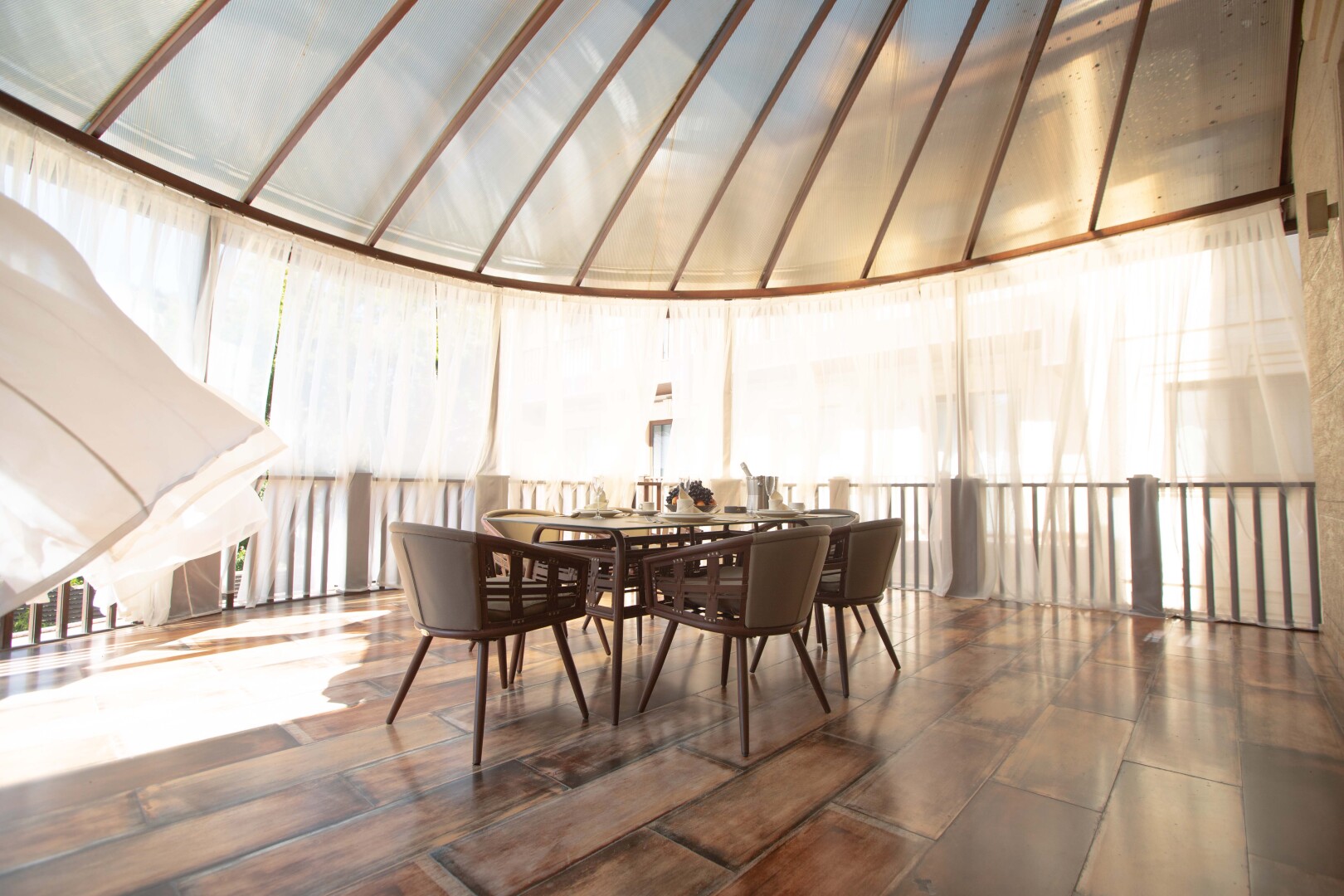 Отель Krokus Plaza