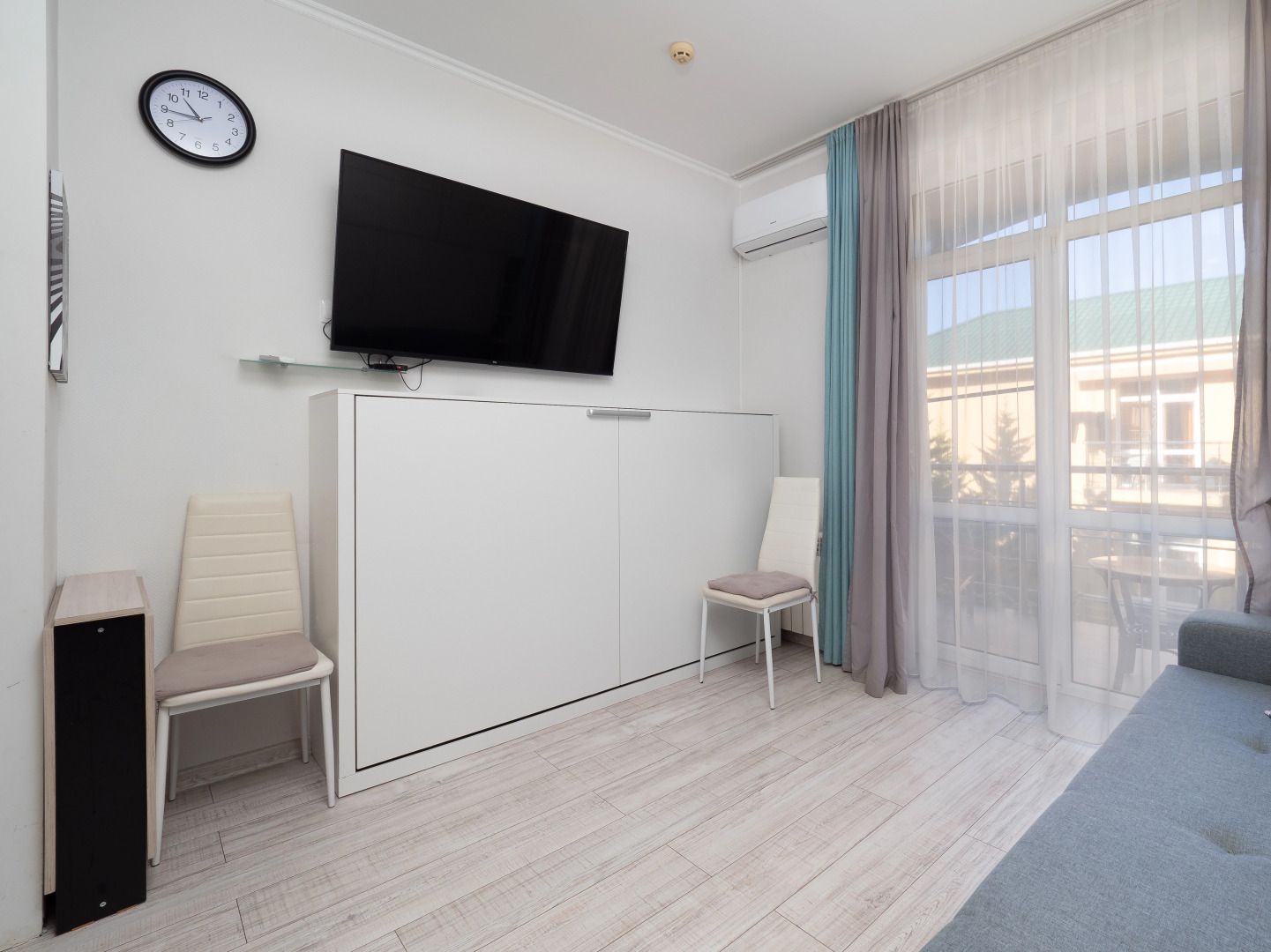 Апартаменты У Моря С Бассейном в ЖК Солнечный апр36