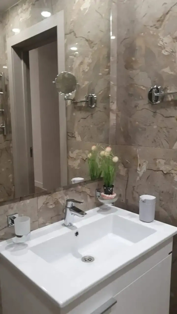 Апартаменты на Навагинской 1