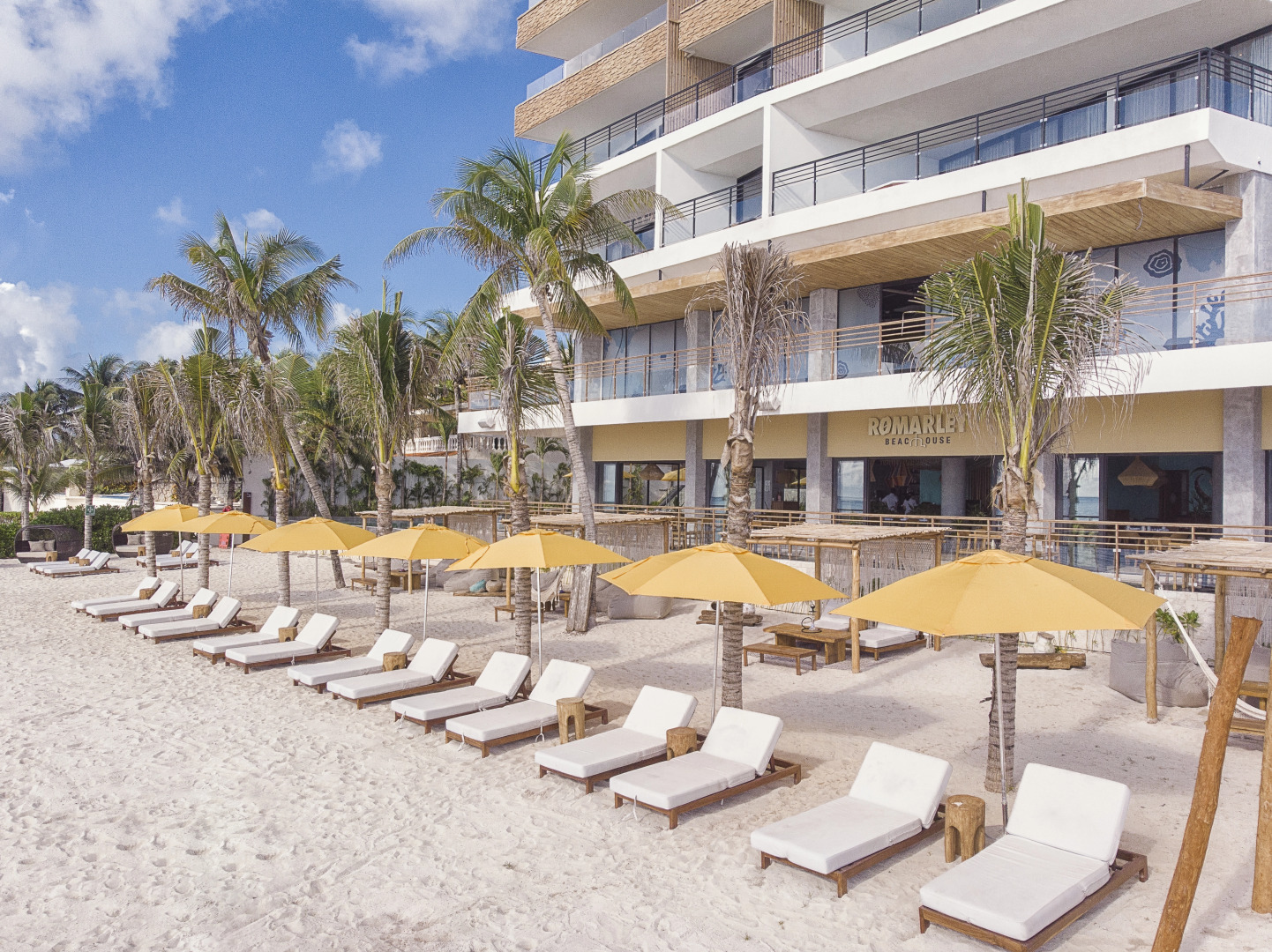 Отель The Fives Oceanfront Puerto Morelos