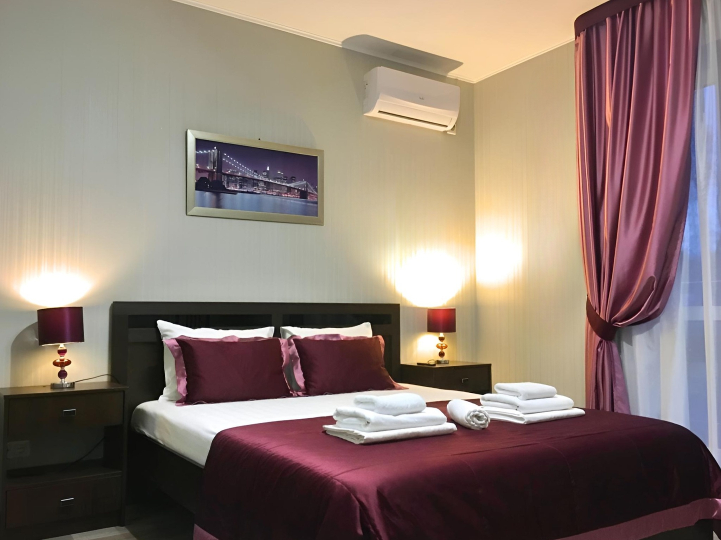 Апартаменты SimSim на Тюльпанов (2)