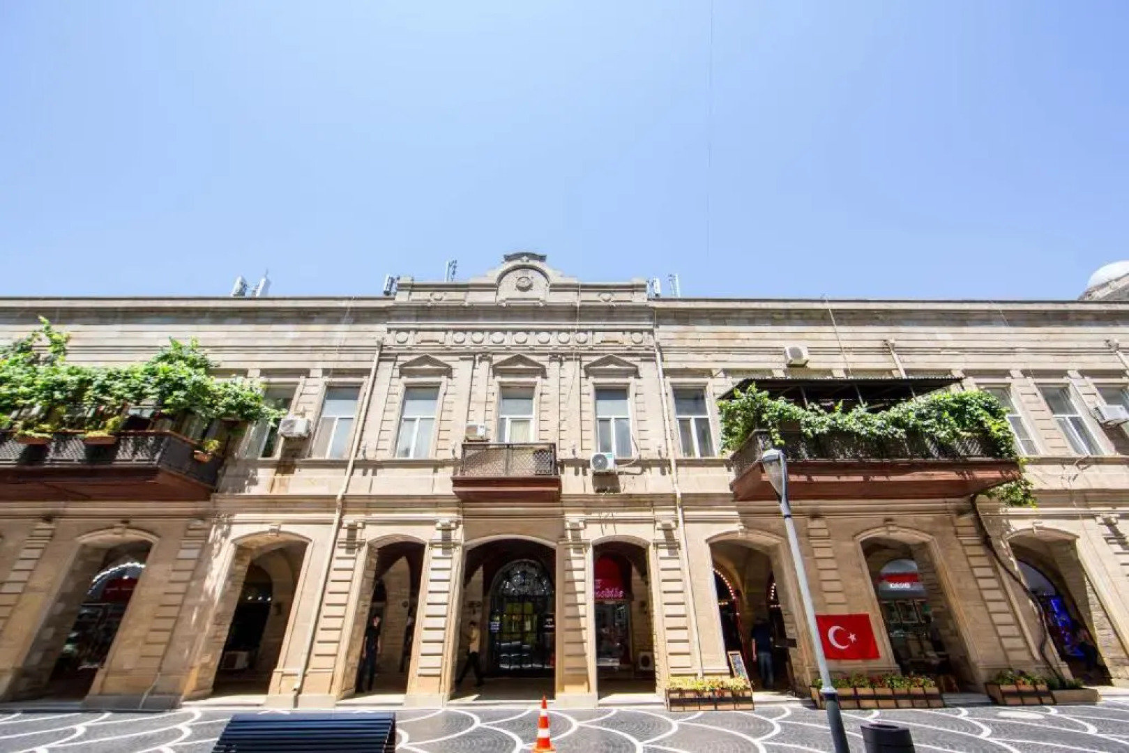 Отель Grand Midway