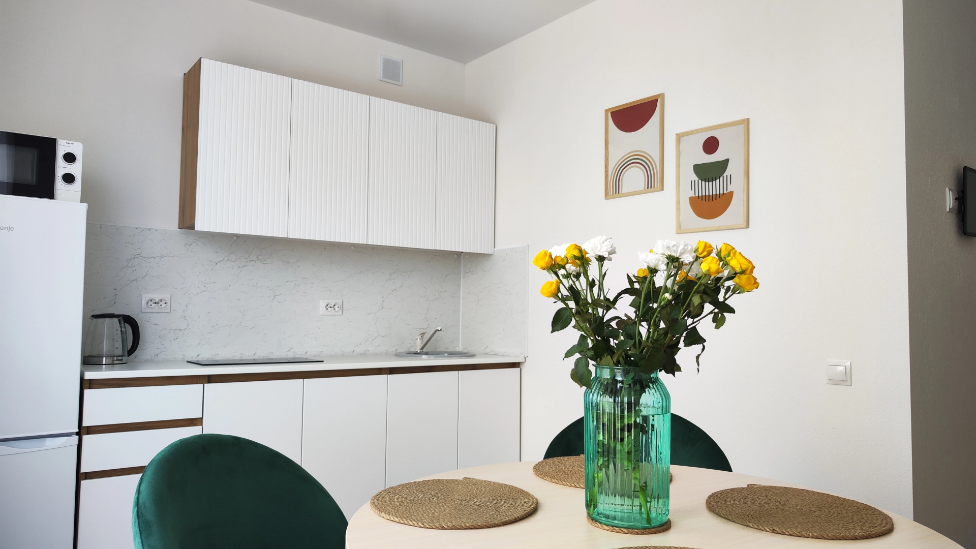 Апартаменты Panda Home в Сердце Сибири с видом на город с высоты