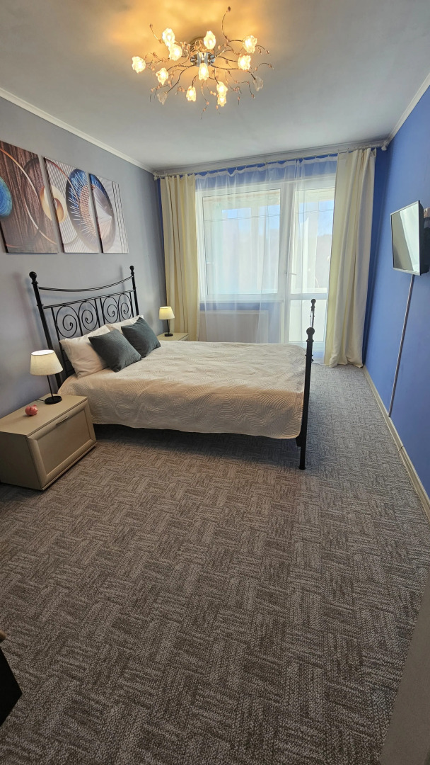 Квартира большая уютная двухкомнатная